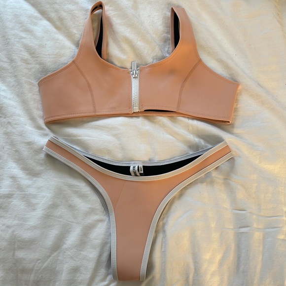 Hoaka bikini - Picture 1 of 7